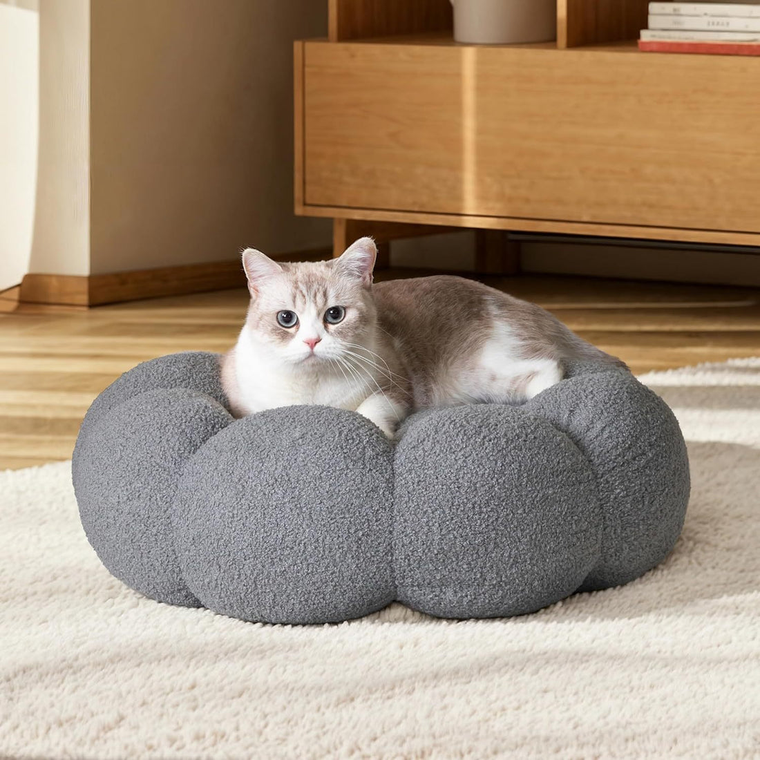 Calming Fluffy Flower Round Donut Pet Bed